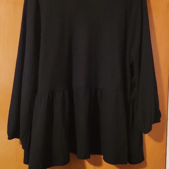 Torrid Black Lace Babydoll Cardigan  Size 18/20 (Torrid Size 2) - Picture 6 of 7